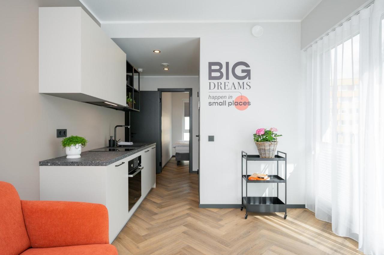Rare Apartments - Self Check-In Miniapartments Тарту Екстериор снимка