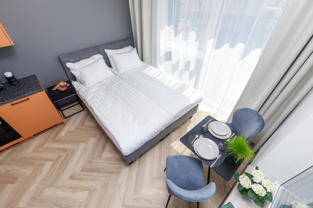 Rare Apartments - Self Check-In Miniapartments Тарту Екстериор снимка