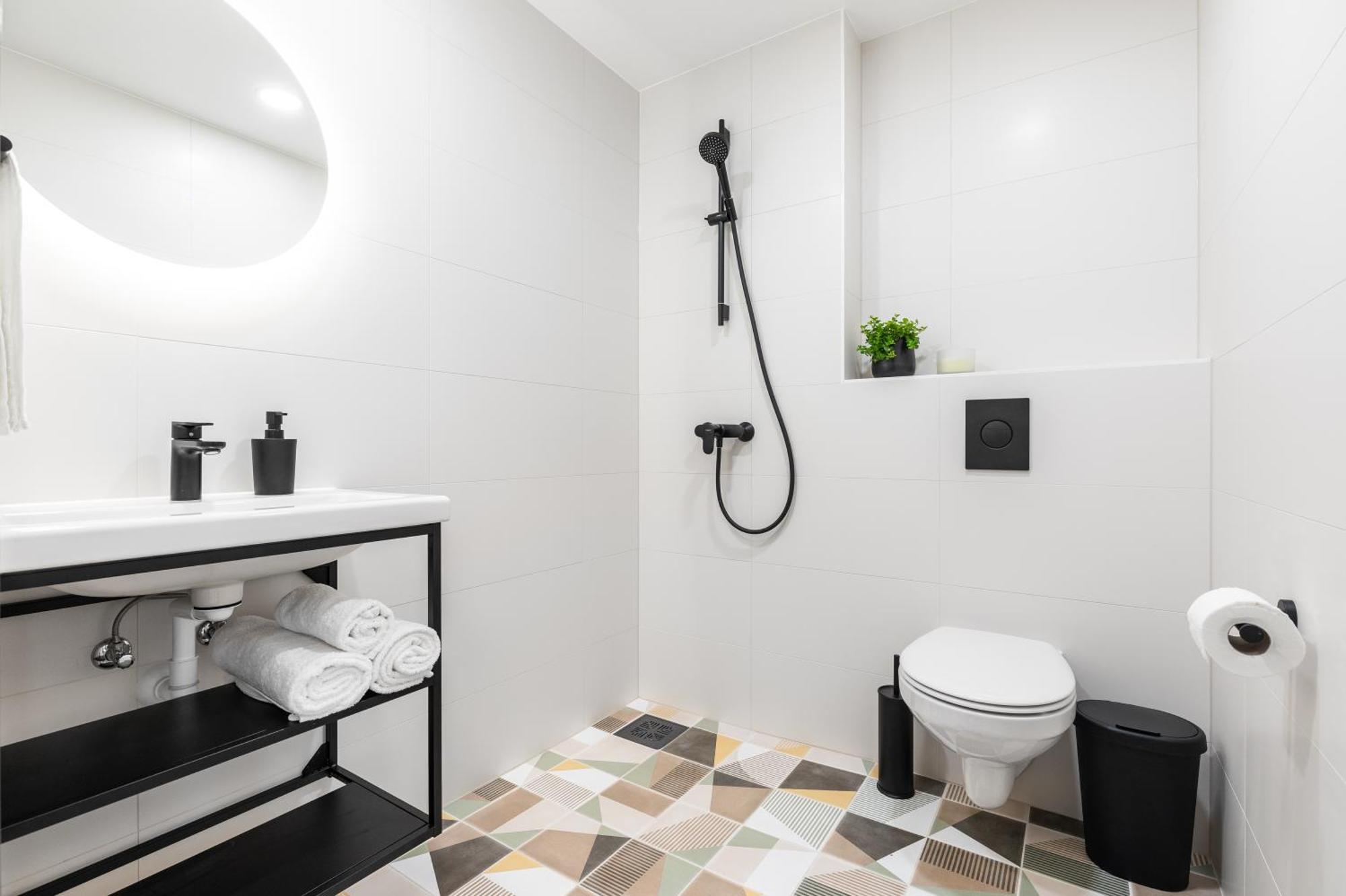 Rare Apartments - Self Check-In Miniapartments Тарту Екстериор снимка