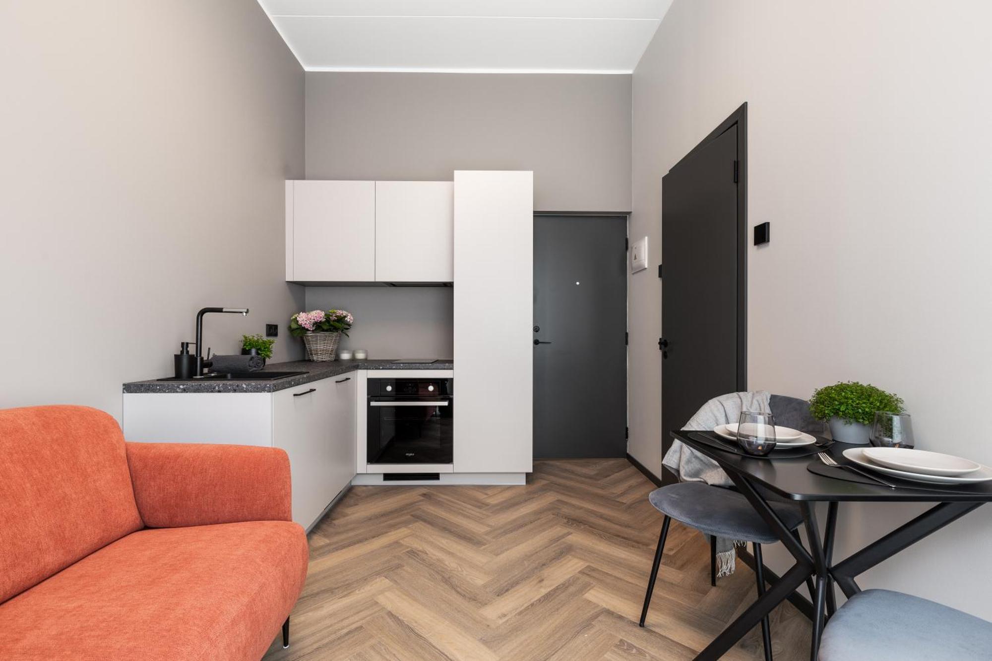 Rare Apartments - Self Check-In Miniapartments Тарту Екстериор снимка