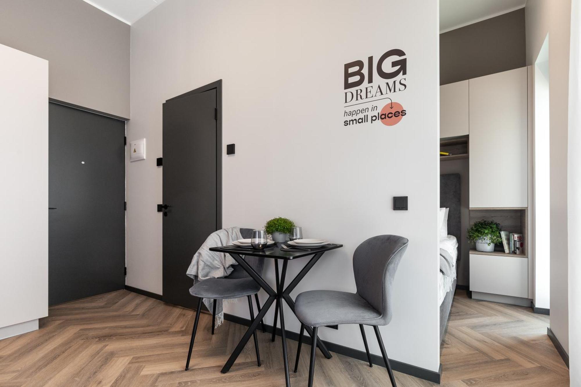 Rare Apartments - Self Check-In Miniapartments Тарту Екстериор снимка