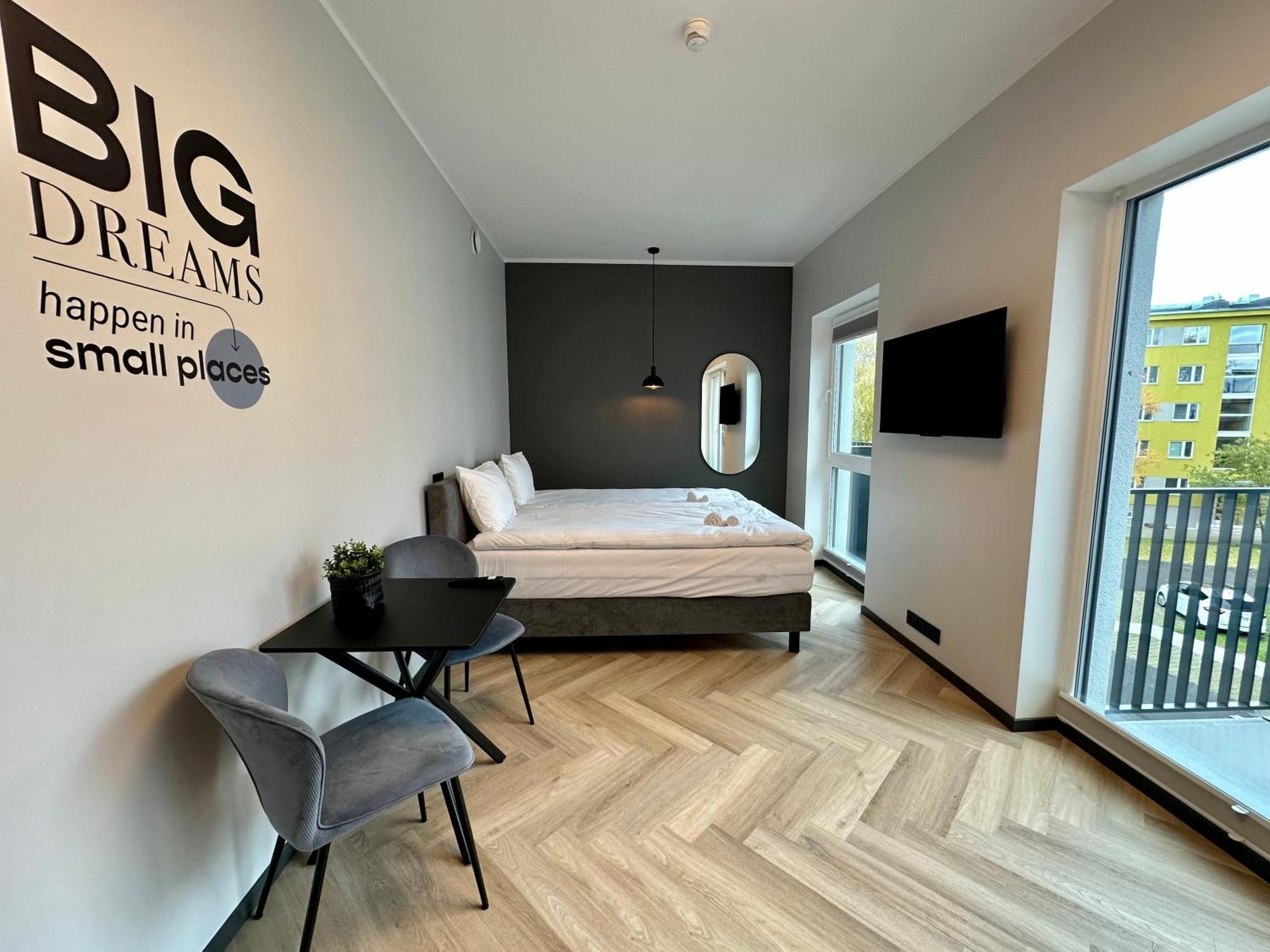 Rare Apartments - Self Check-In Miniapartments Тарту Екстериор снимка