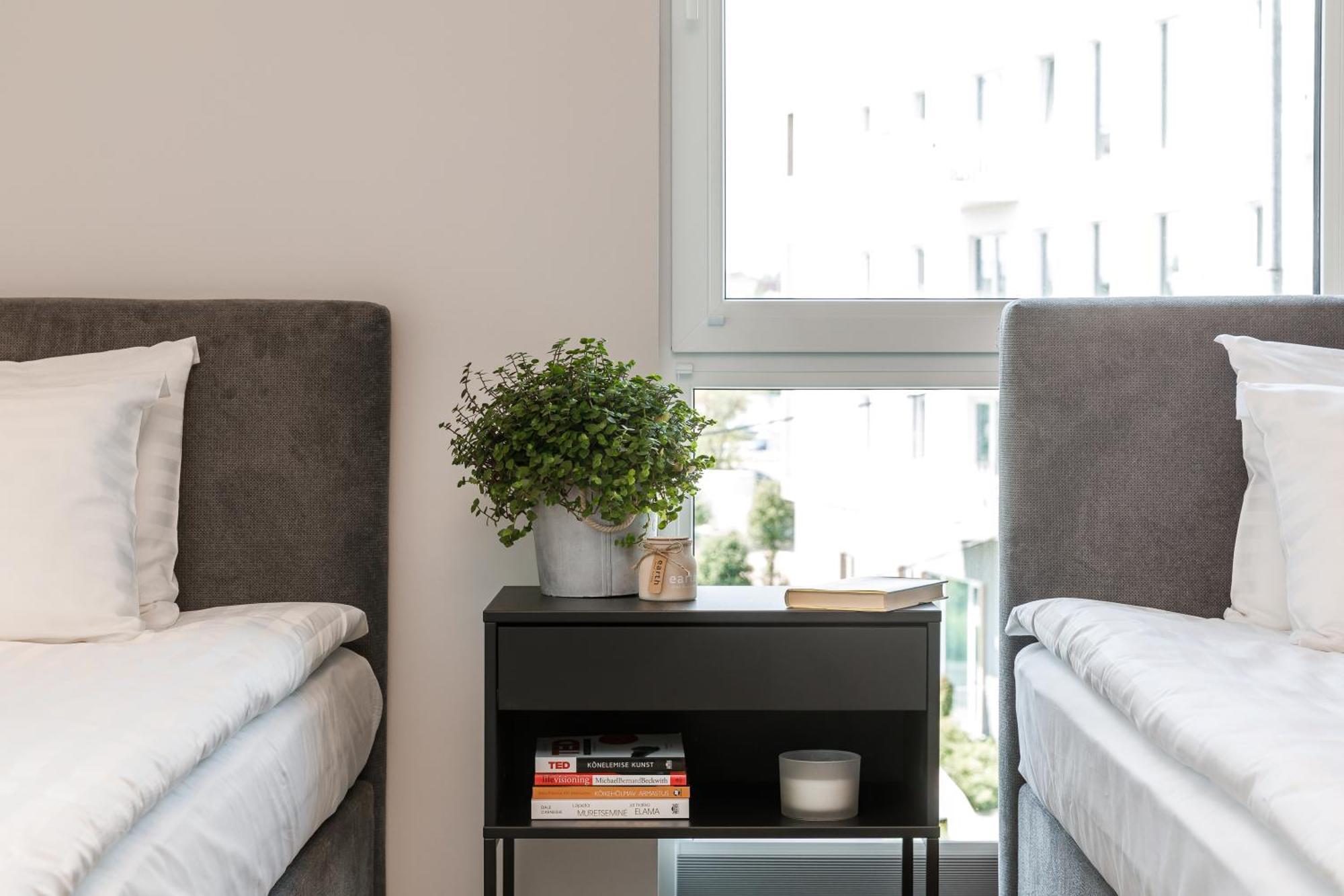 Rare Apartments - Self Check-In Miniapartments Тарту Екстериор снимка