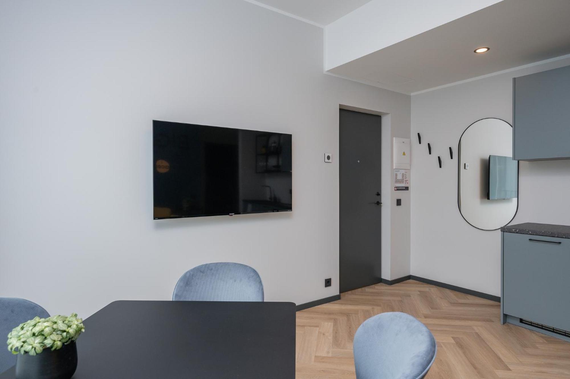 Rare Apartments - Self Check-In Miniapartments Тарту Екстериор снимка