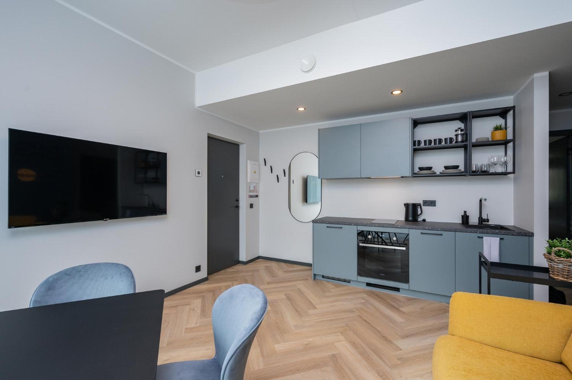 Rare Apartments - Self Check-In Miniapartments Тарту Екстериор снимка