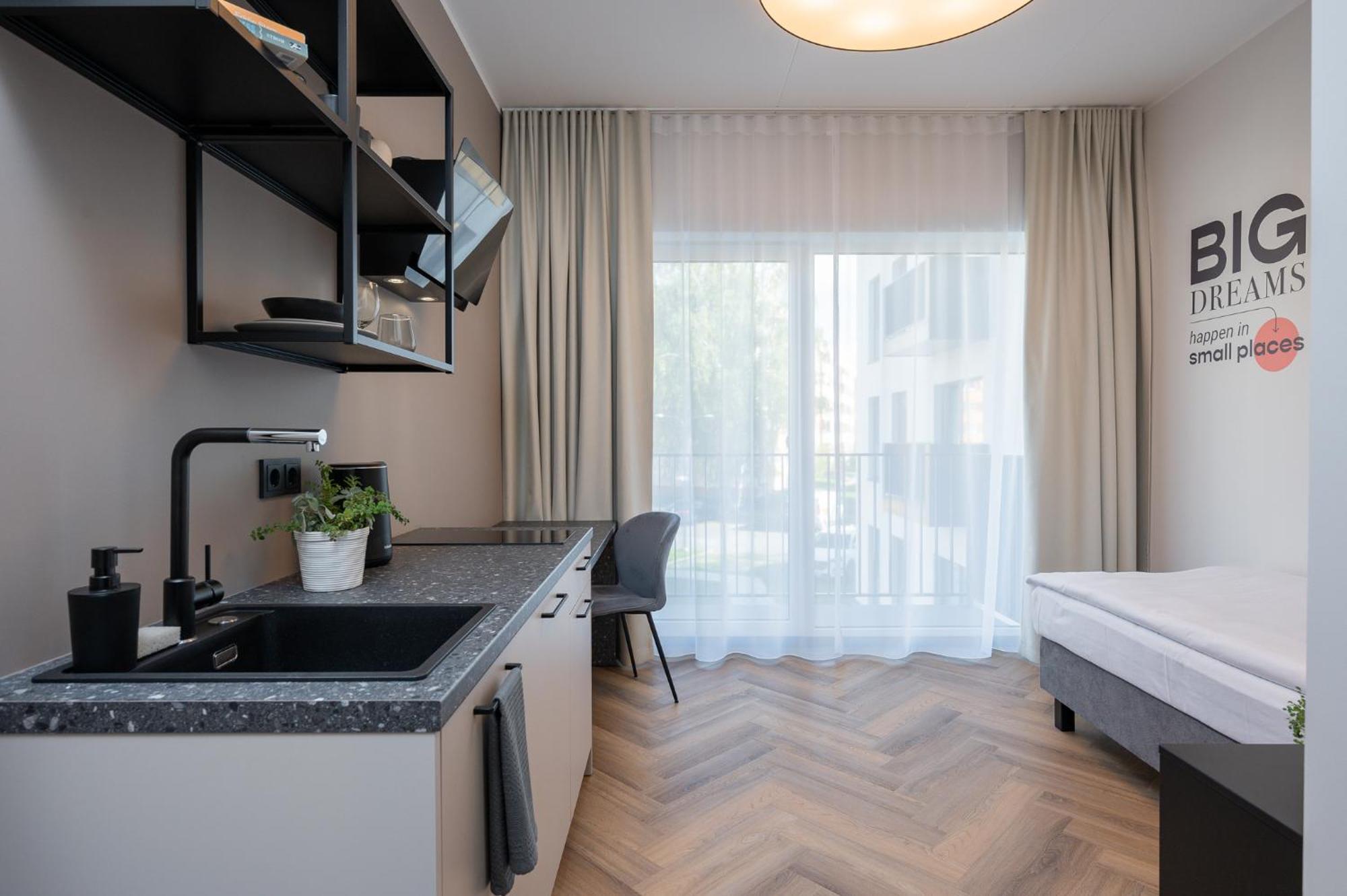 Rare Apartments - Self Check-In Miniapartments Тарту Екстериор снимка