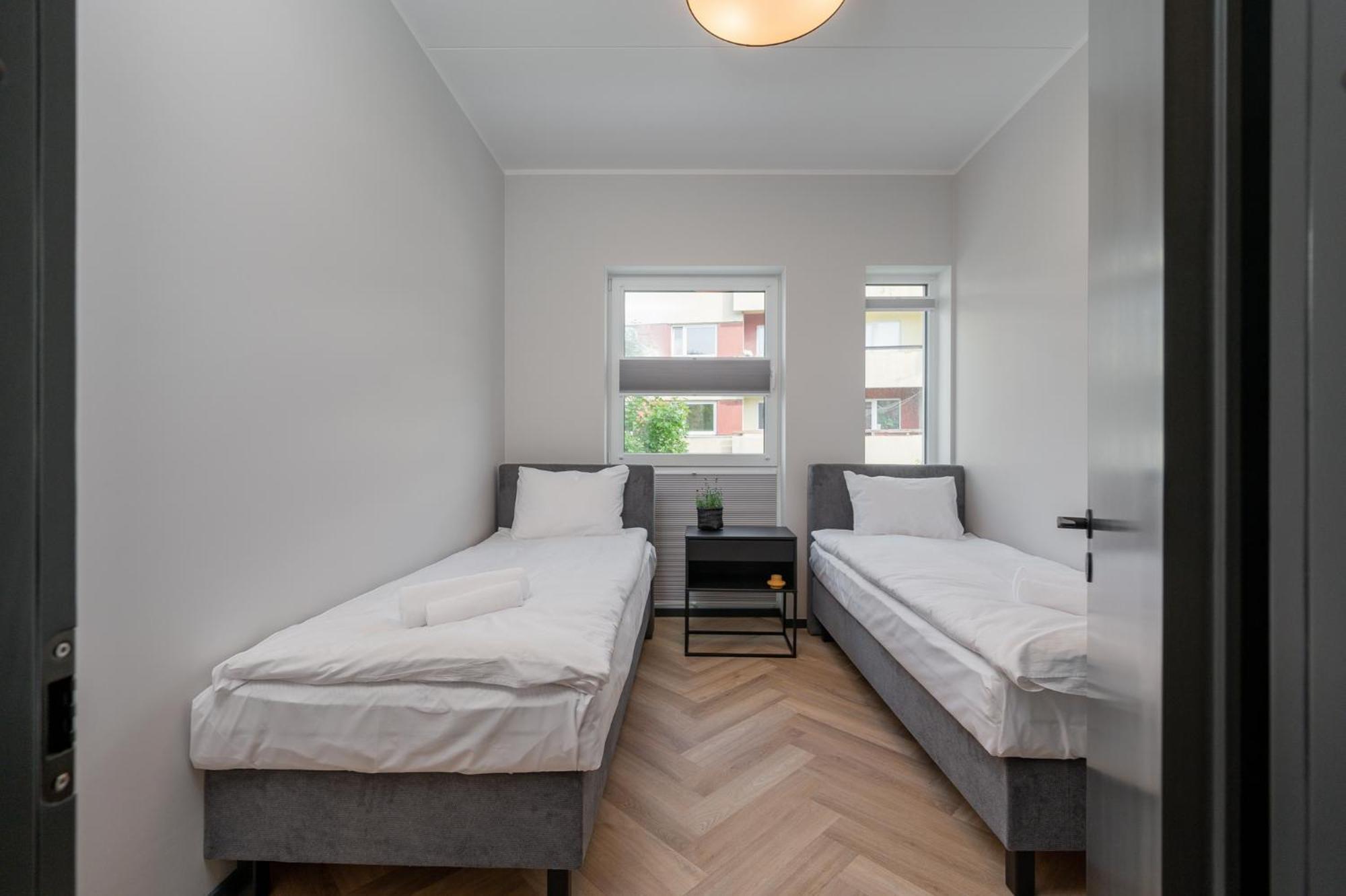Rare Apartments - Self Check-In Miniapartments Тарту Екстериор снимка